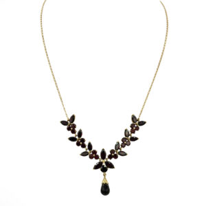 Zlatý náhrdelník s almandíny